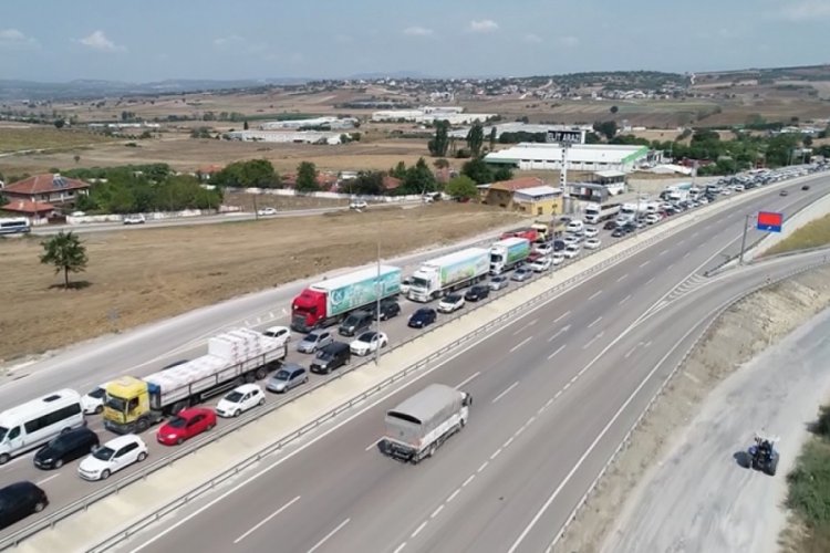Bursa'da trafikte bayram yoğunluğu başladı