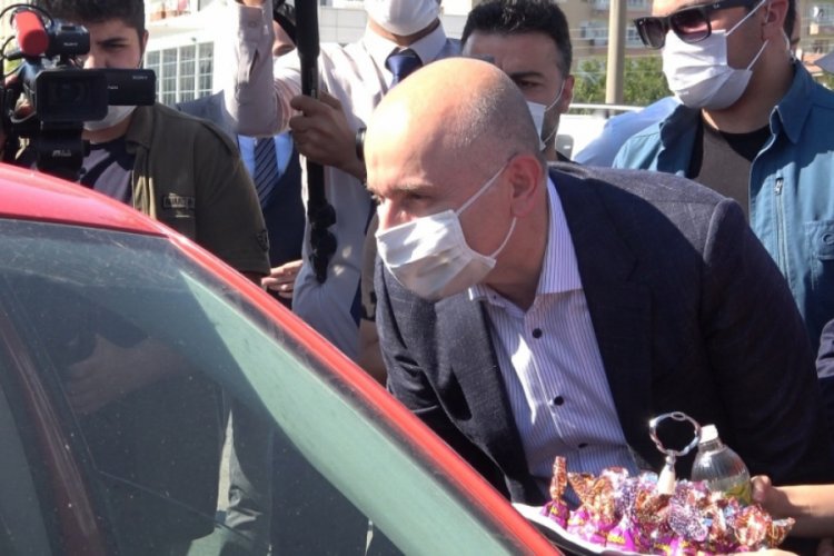 Bakan Karaismailoğlu, trafik denetlemesine katıldı