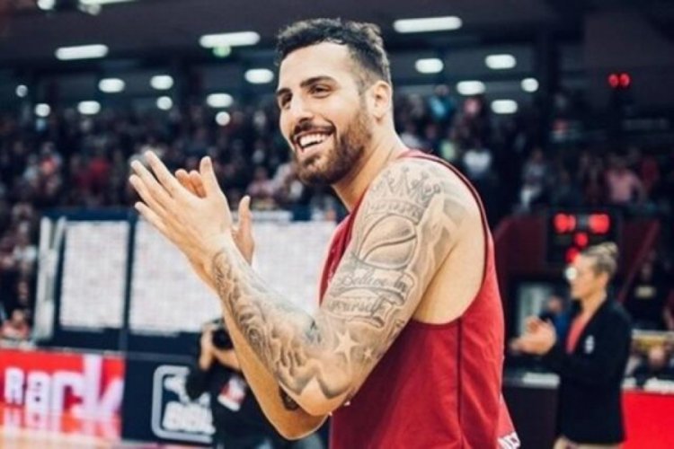 Mahir Agva, Pınar Karşıyaka'da!