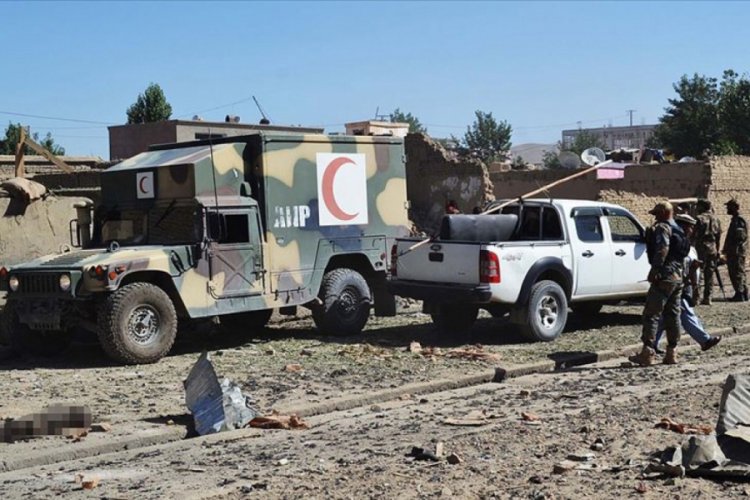 Afganistan'da bomba yüklü araçla saldırı: 8 ölü, 30 yaralı