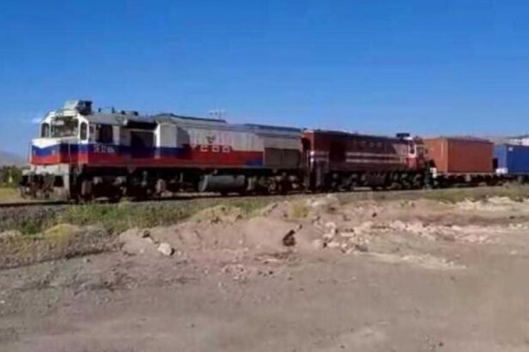 Çin'den yola çıkan dev tren Türkiye'ye ulaştı