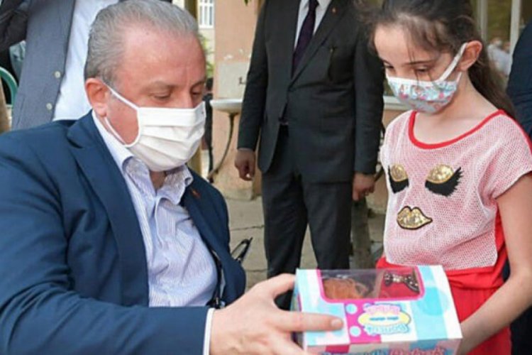 TBMM Başkanı Mustafa Şentop'dan çocuklara bayram hediyesi
