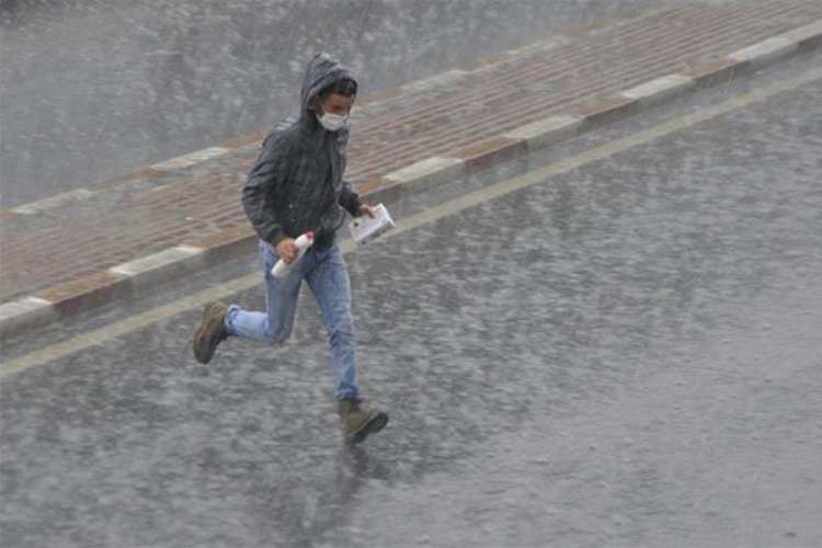 Meteoroloji'den 5 il için gök gürültülü sağanak uyarısı