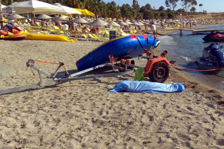 Büyük facia! Foça'da 10 kişinin bulunduğu tekne battı