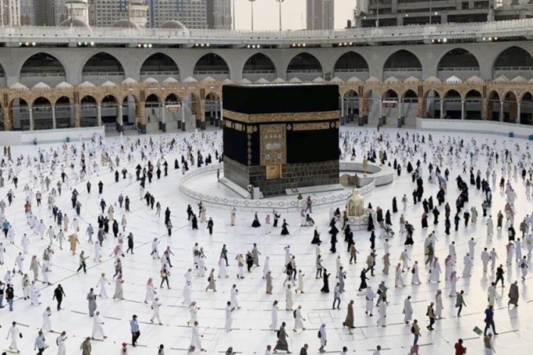 Hacılar veda tavafı için Mescid-i Haram'a geldi