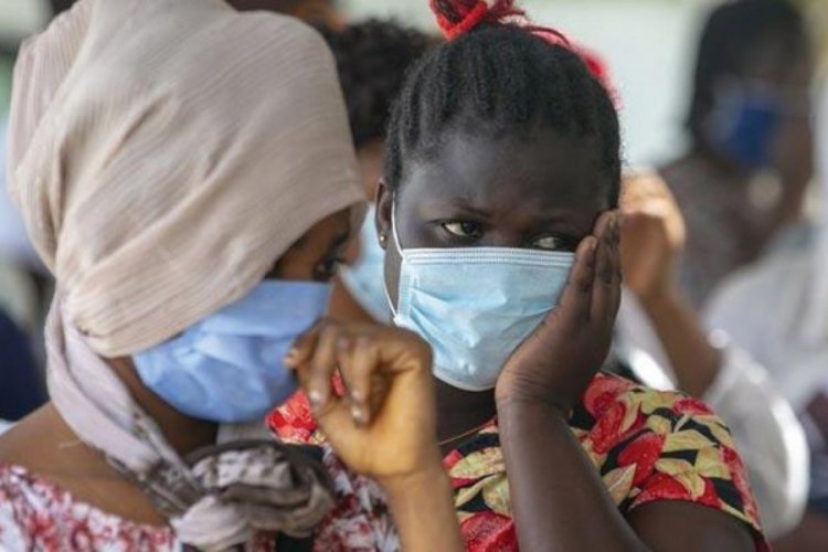 Güney Afrika Cumhuriyeti'nde Covid-19 hız kesti