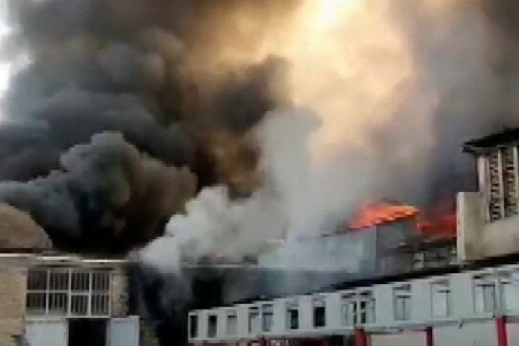 Beyrut'taki patlama sırasında Afrikalı kadından duygulandıran hareket