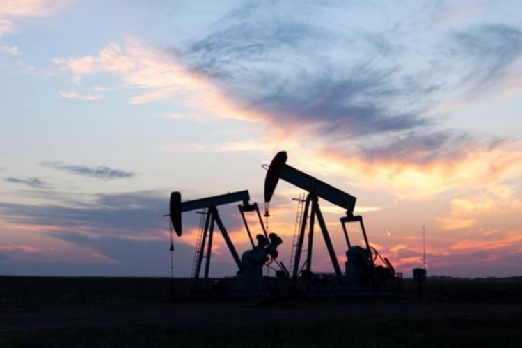 Brent petrol ''stok'' verisi ile 5 ayın zirvesine çıktı