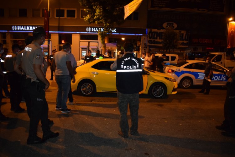 Araç içerisinde silahla vurulan 1 kişi yaralandı