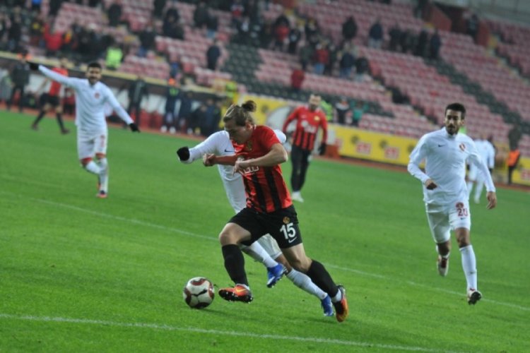 Eskişehirspor'un genç yeteneği süper lig ekiplerinin radarında