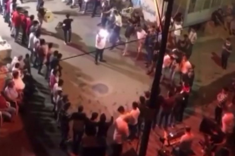 Bursa'da halaylı asker eğlencesi düzenleyen baba ve oğluna para cezası