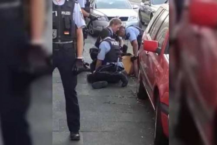 Almanya'da polisin Türk aileyi darbettiği iddia edildi