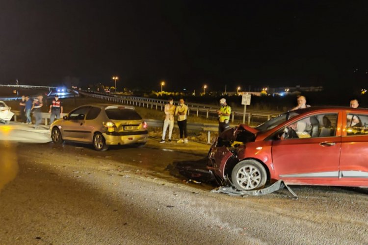 Bursa İnegöl'de 3 ayrı kazada 10 kişi yaralandı