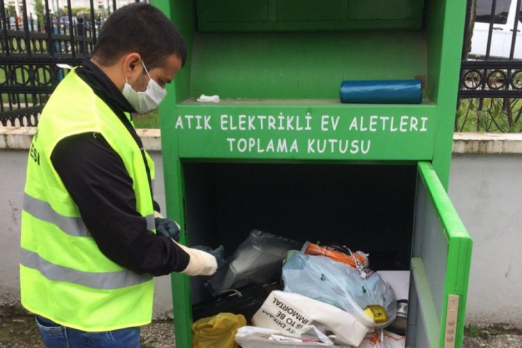 Bursa'da atıklar 'çöpe' değil 'geri dönüşüme'