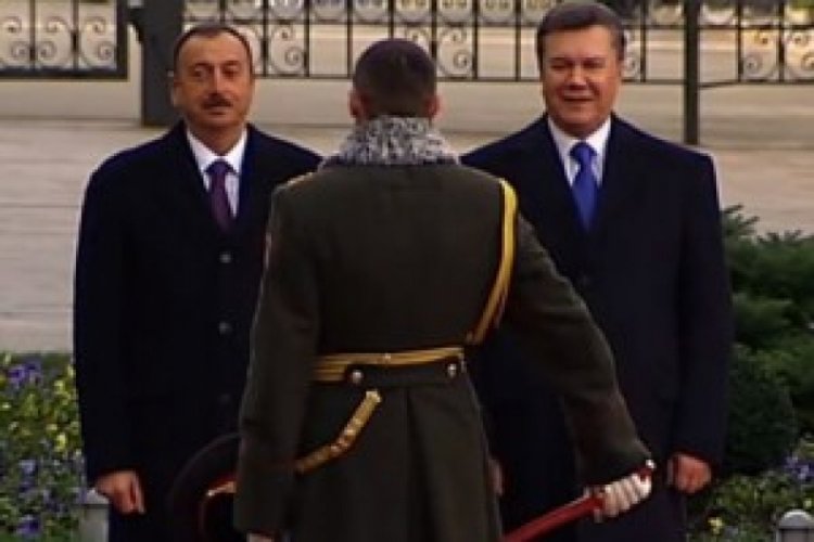 Azerbaycan Devlet Başkanı Aliyev, Rus Bakan Şoygu'yu kabul etti