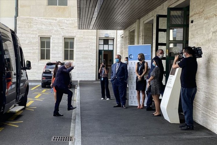Cenevre'deki Suriye Anayasa Komitesi delegeleri otel odalarında izolasyona alındı