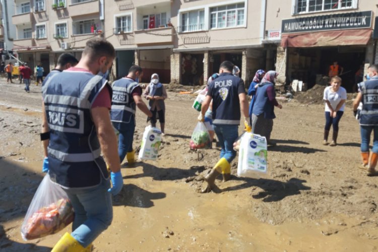 Giresun'da selin izleri siliniyor