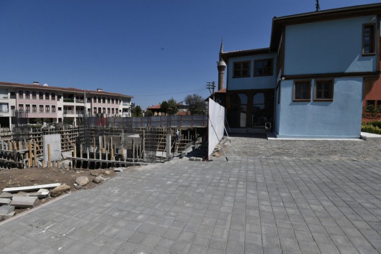 Tarihi Bursa evleri ayağa kalkıyor
