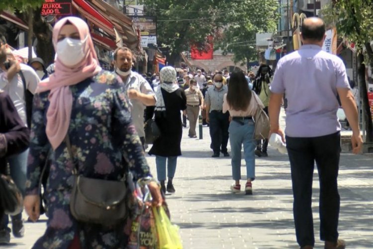 Bilim Kurulu Üyesi uyardı! 'Yeniden kısıtlamalar gelebilir'