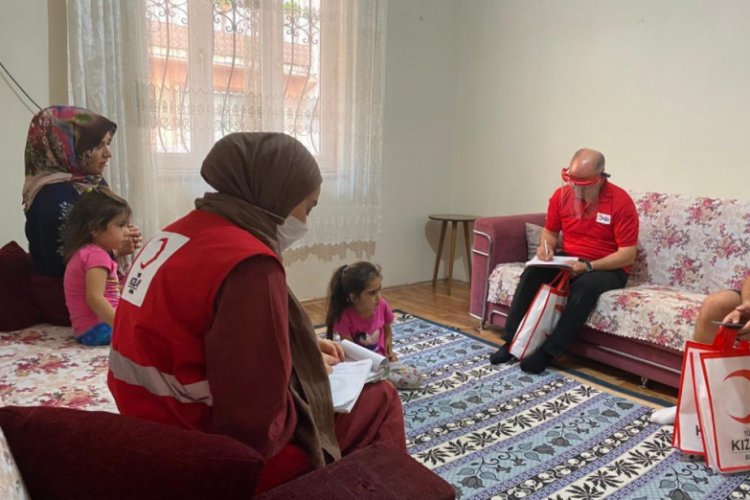 Türk Kızılay Bursa yardım faaliyetlerini sürdürüyor