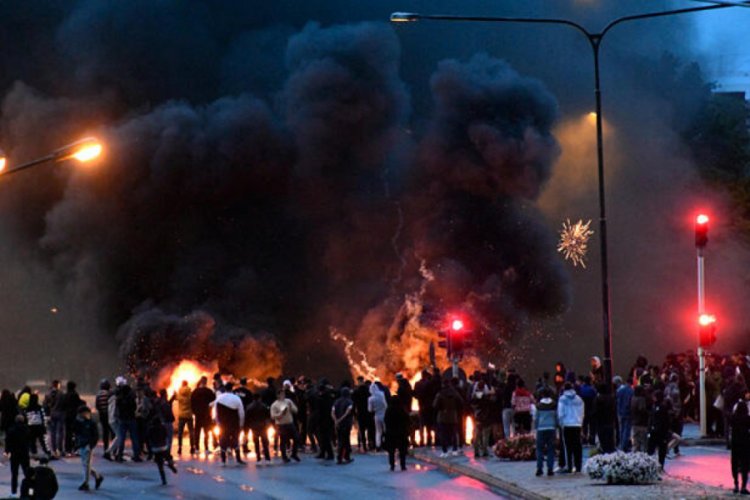 İsveç'te utanç verici provokasyon