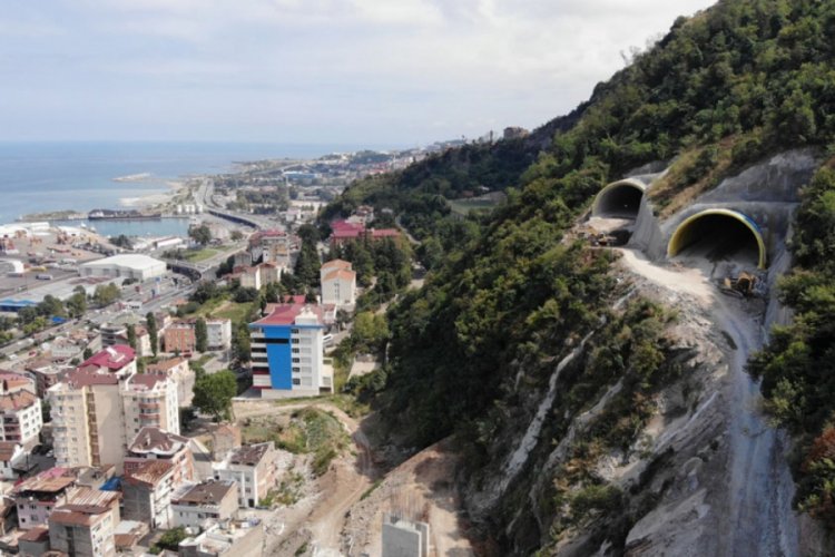 Boztepe Tüneli'nin yapımı sürüyor