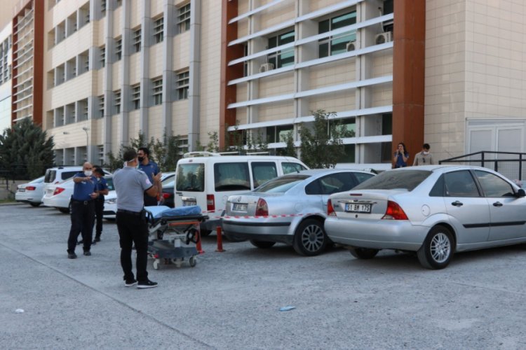 Hastane bahçesinde ölü bulundu