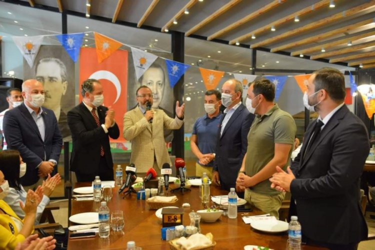 DSP'li Belediye Başkanı, AK Parti'ye geçti