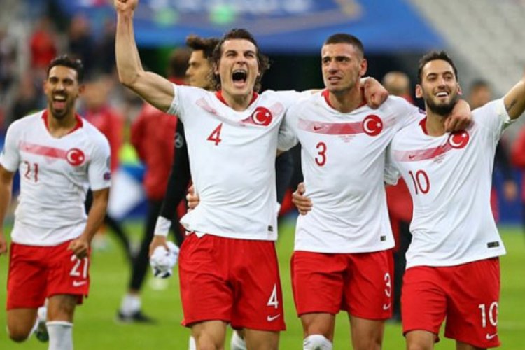 Türkiye-Macaristan maçında 11'ler açıklandı!