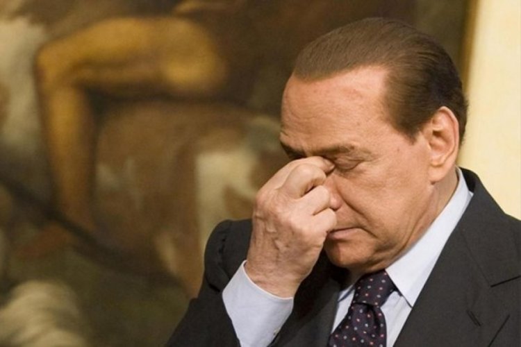 Berlusconi hastaneye kaldırıldı