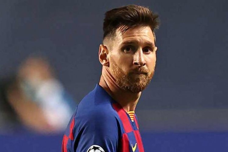 Messi, Barcelona'da kalma kararı aldı