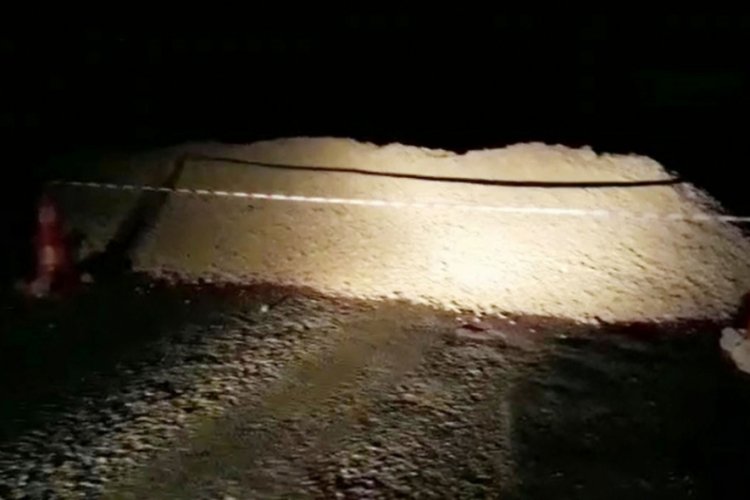 Koronalı yeni gelin, düğünlere katıldı köy karantinaya alındı