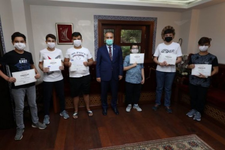Başkan Aktaş, Bursa'nın dahi çocuklarını ağırladı