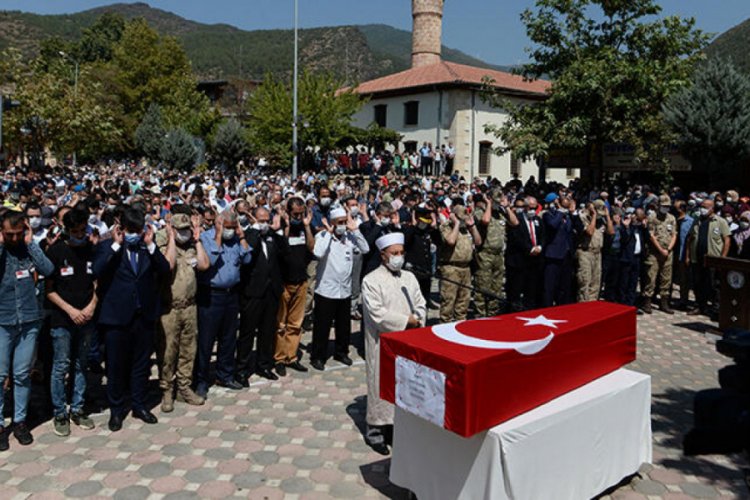Giresun şehidi Jandarma Uzman Çavuş Sami Yılmaz toprağa verildi