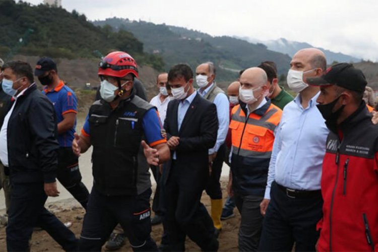 İçişleri Bakanı Soylu, Dereli ve Tirebolu'da incelemelerde bulundu