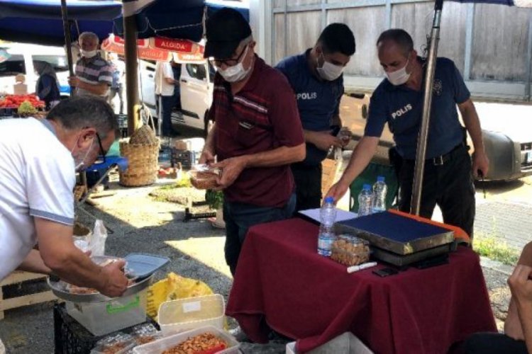 Yorgun mermiyle yaralandı, tezgahta satışa devam etti