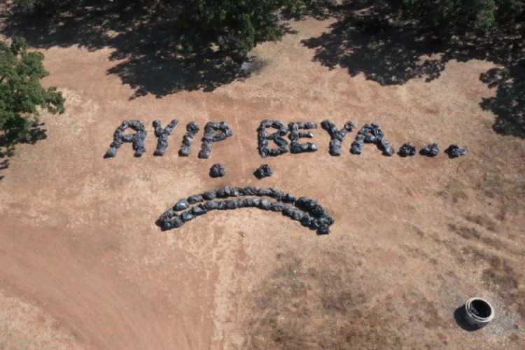 150 torba çöple böyle tepki gösterdiler