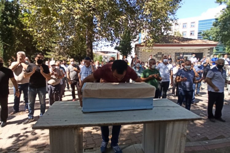 ''Parmak çocuk'' Bursa'da son yolculuğa uğurlandı