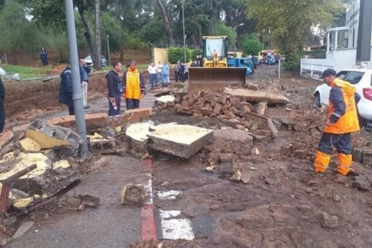Cezayir'de sel can aldı