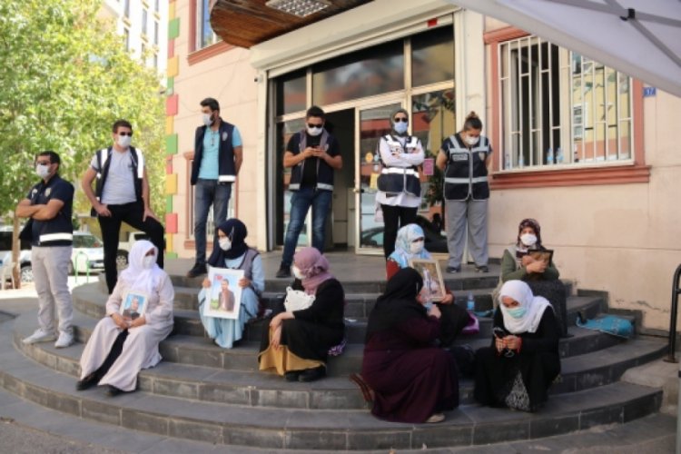 ''Diyarbakır anneleri tarih yazıyor''