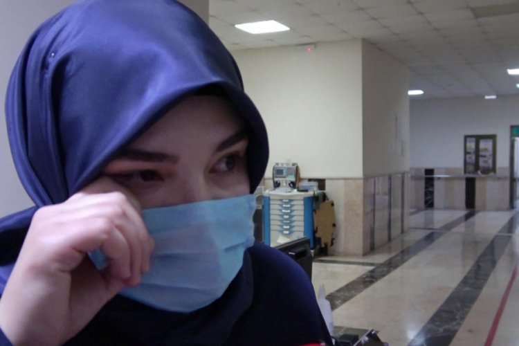 Koronavirüs ile mücadele eden hemşire: Evladıma sarılıp öpmek istiyorum ama yapamıyorum