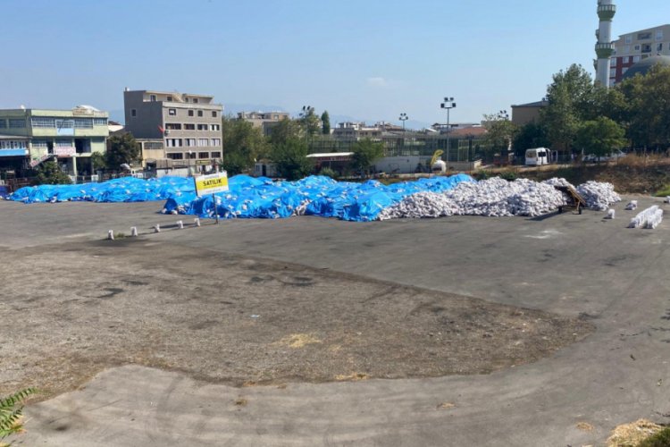 Bursa'da sosyal yardım olarak kömür dağıtılmasına tepki! (ÖZEL HABER)