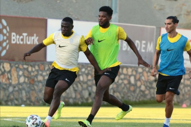 Yeni Malatyaspor sezonun ilk maçını kazanmak istiyor