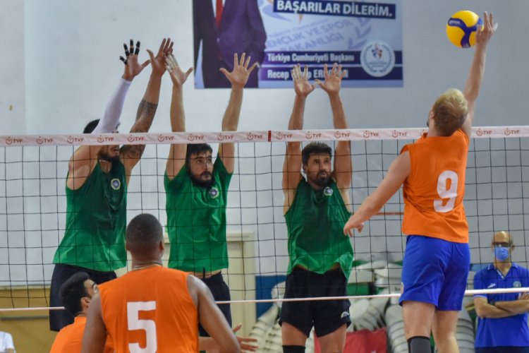 İnegöl Belediyespor, Bursa Büyükşehir Belediyespor ile berabere kaldı