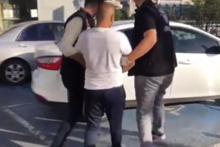 Eski profesyonel futbolcu silah kaçakçısı çıktı