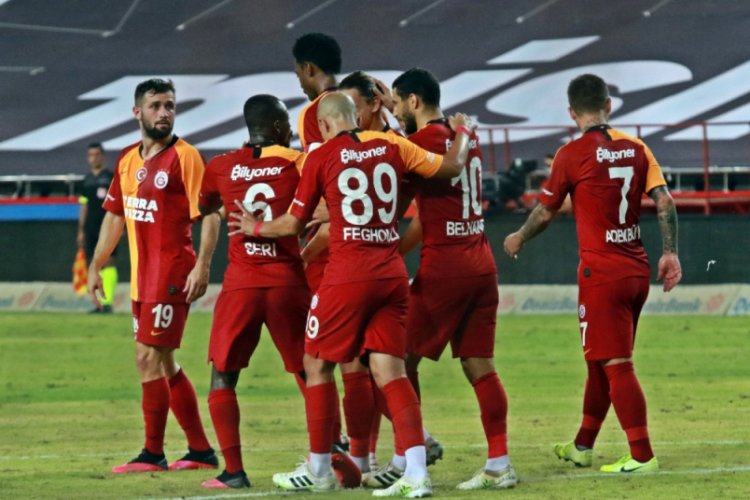 Galatasaray ilk hafta maçlarında 42 galibiyet aldı