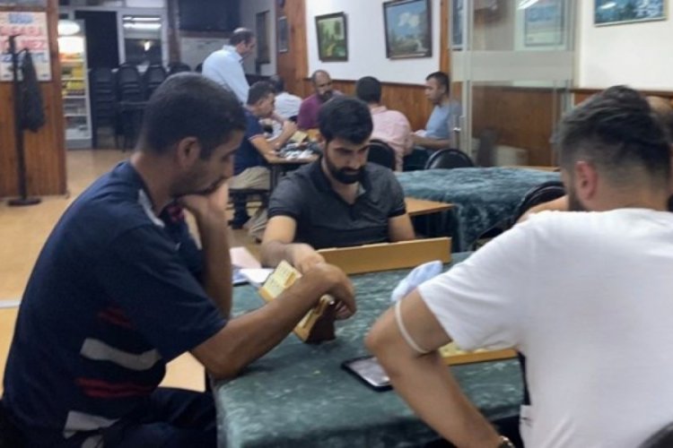 Kahvehaneye corona virüs baskını: 78 bin lira ceza