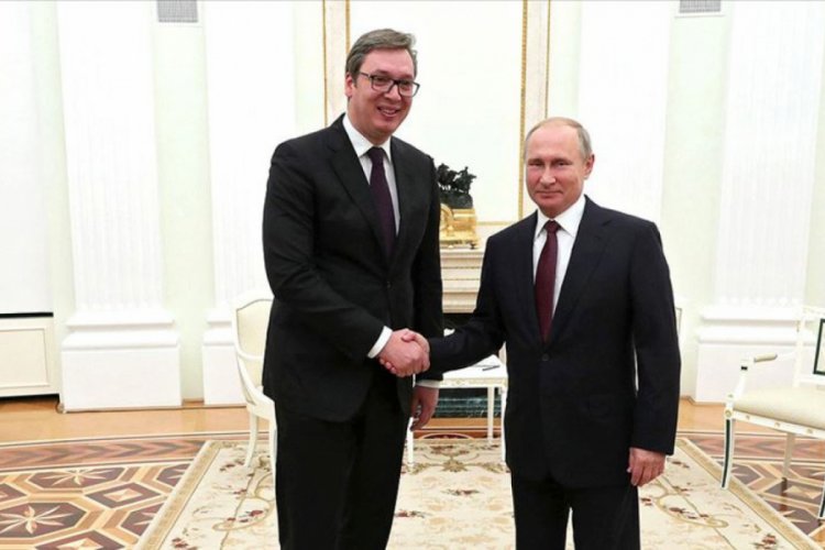 Putin, Zaharova'nın 'Temel İçgüdü' paylaşımı nedeniyle özür diledi