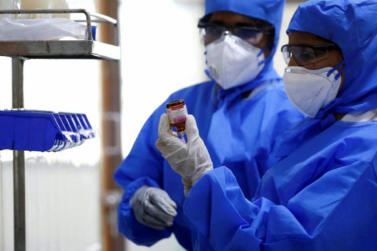 Avustralya'da Kovid-19'dan ölenlerin sayısı 800'e yaklaştı