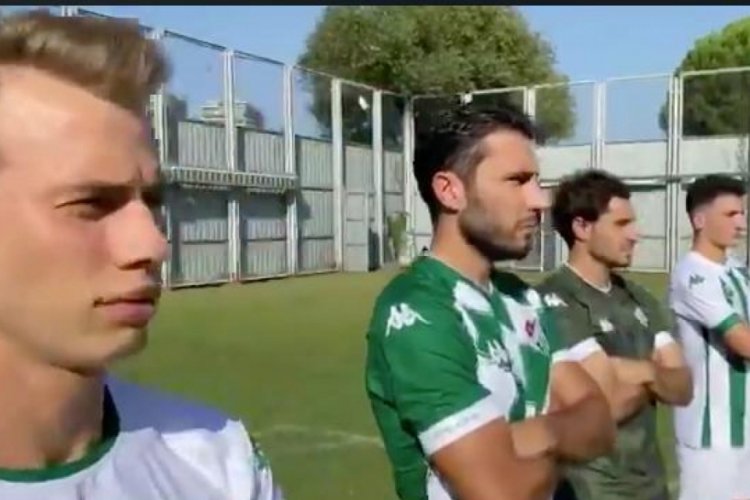 Bursaspor'un yeni formaları camiaya videoyla tanıtıldı